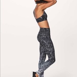 Lululemon Wunder Under High Rose Tight - Size 6